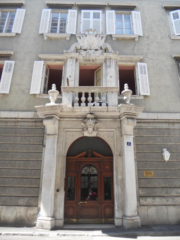 ホテル Palazzo Brigido トリエステ エクステリア 写真